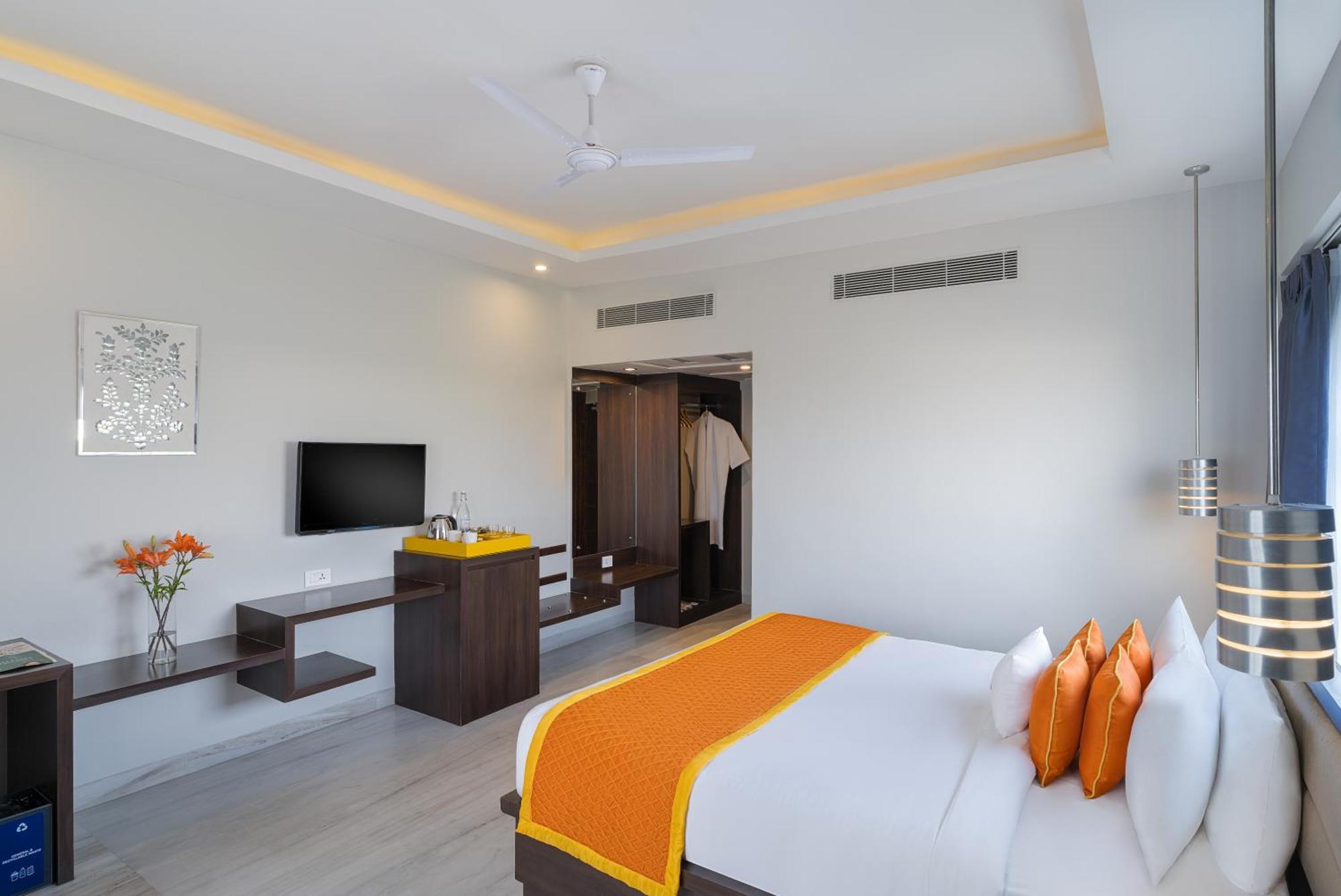 Zone Connect By The Park,Udaipur Hotel Exterior photo