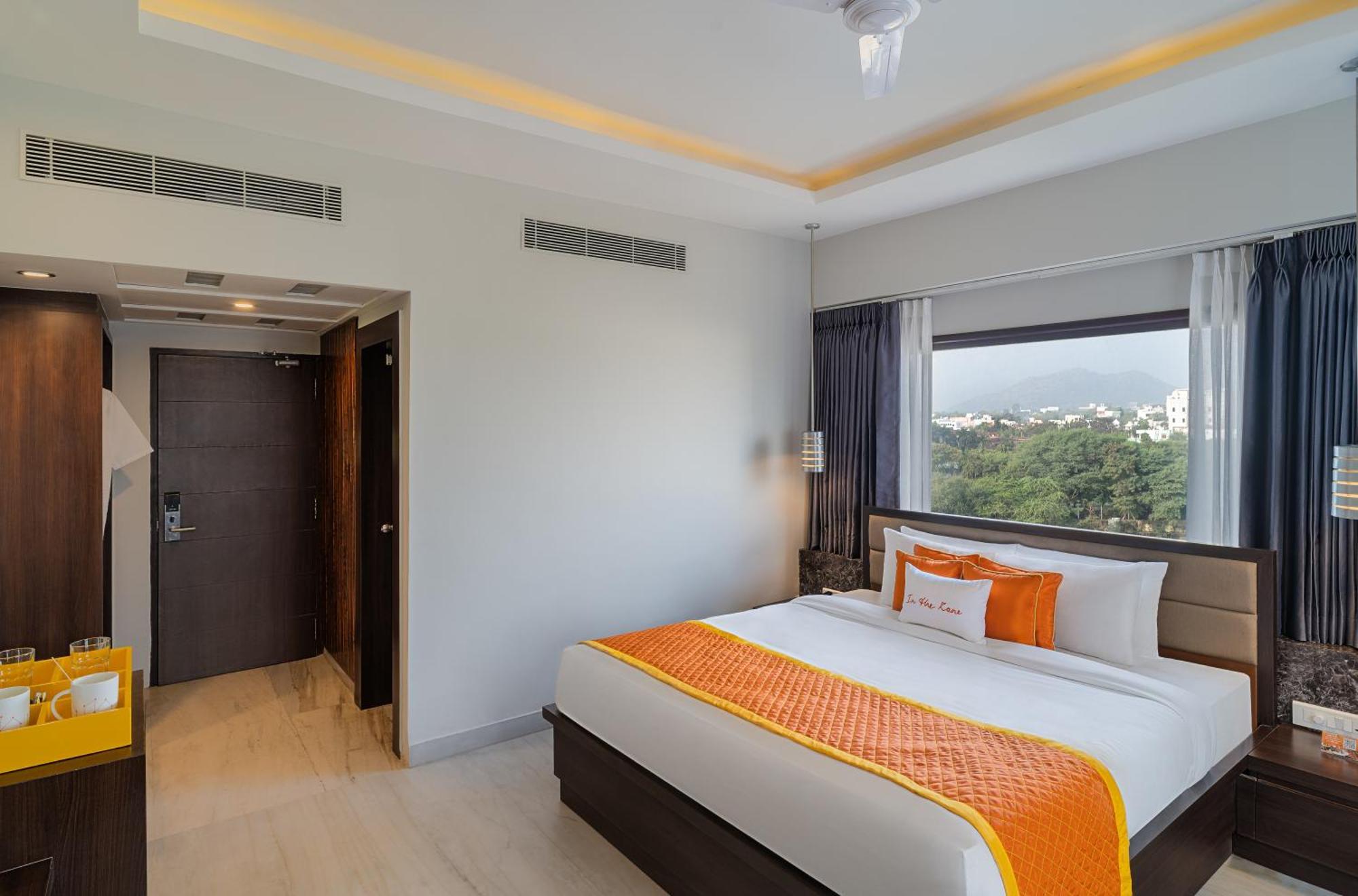Zone Connect By The Park,Udaipur Hotel Exterior photo